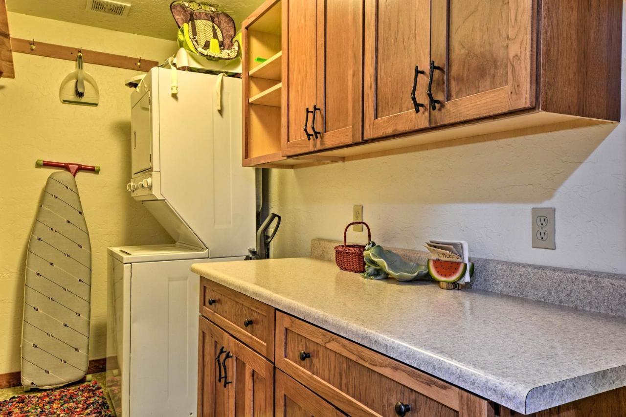 Gold Beach Apartment With Activities - 2 Mi To Ocean Экстерьер фото